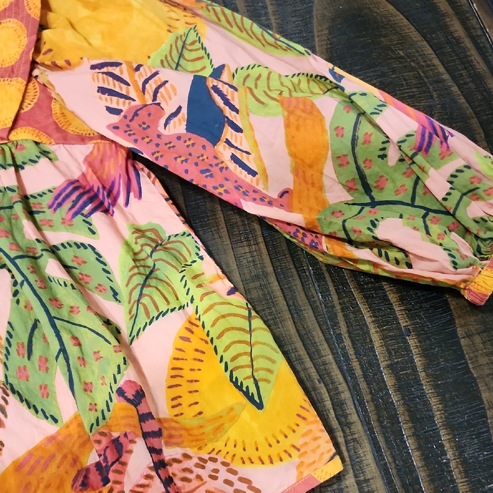 FARM Rio Colorful Leaf Print Blouse - Picture 2 of 4